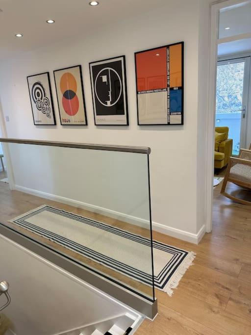 Stylish, Smart & Fun 4 Bed Home London Ngoại thất bức ảnh